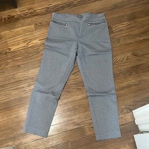 Capri stretchy pants